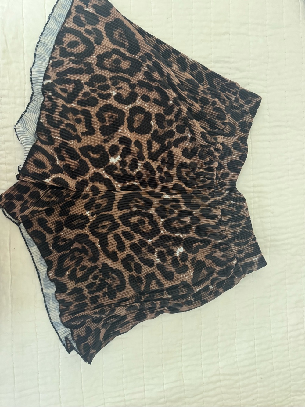 Assorted skirt/flowy shorts bundle